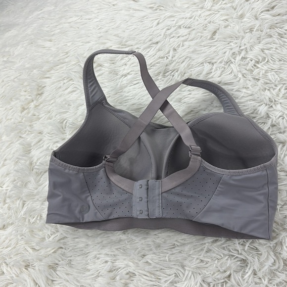 Lululemon Run Times Bra Dark Chrome - Picture 3 of 7